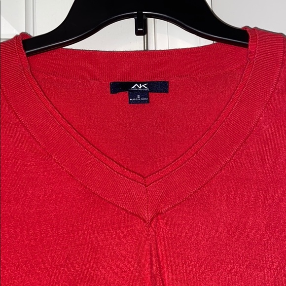 ANNE KLEIN SPORT LIGHTWEIGHT V-NECK SWEATER - Picture 2 of 6